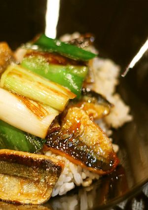 サンマの蒲焼き丼-レシピのメイン写真