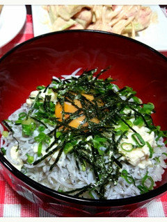 ほぐし豆腐のしらす丼-レシピのメイン写真