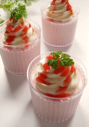 いちごみるくムース-レシピのメイン写真