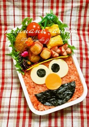 ＊キャラ弁＊ペタペタエルモ弁当-レシピのメイン写真