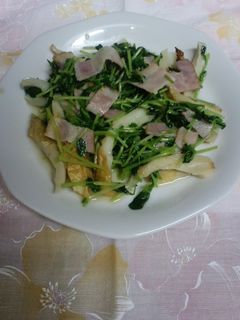 豆苗&ちくわ&ベーコンの白だし炒め-レシピのメイン写真