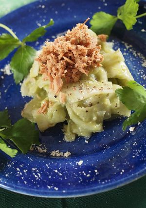 パスタ風！スライサー大根のアボカドサラダ-レシピのメイン写真