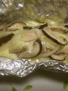 △鮭としいたけの包み焼き△-レシピのメイン写真