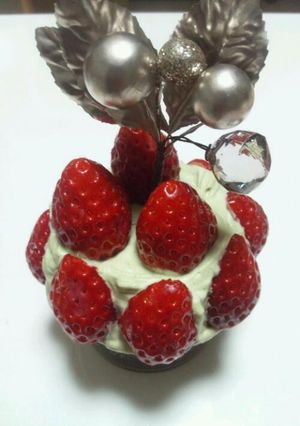 簡単♪可愛い♪クリスマス♪抹茶苺ケーキ♪-レシピのメイン写真