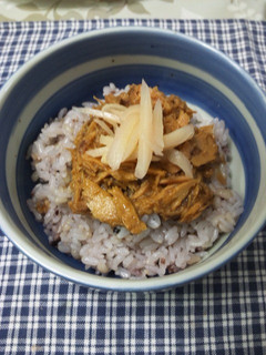 30秒で完成! カツオ缶の簡単ズボラ丼-レシピのメイン写真