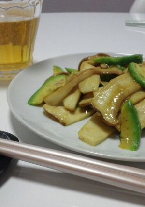 アボカドとエリンギのガーリックバター醤油-レシピのメイン写真