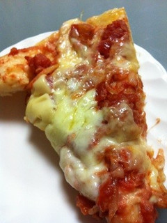 ピザ 〜三種チーズ〜-レシピのメイン写真