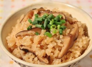 簡単☆香り広がる干し椎茸の炊き込みご飯☆-レシピのメイン写真