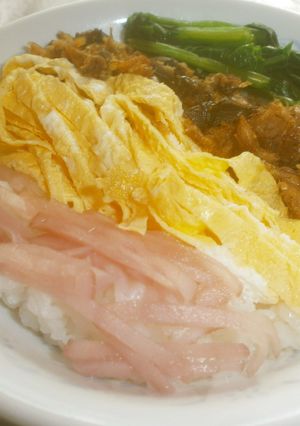 鯖缶で☆４色丼-レシピのメイン写真