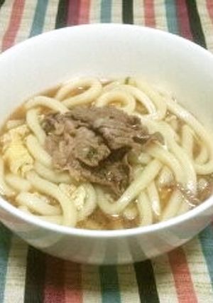 ズボラな肉うどん~カップ麺の残りで~-レシピのメイン写真