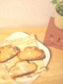 HoneyBee余ったパンでハチミツラスク-レシピのメイン写真