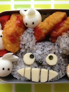 年長さんのお弁当(うずらでとなりのトトロ-レシピのメイン写真