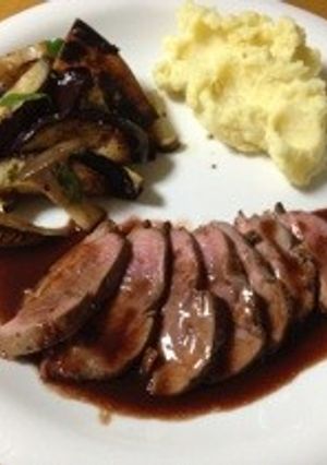 カモのロースト 赤ワイン・オレンジソース-レシピのメイン写真