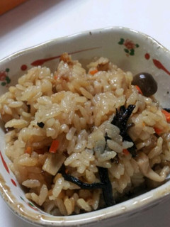 簡単美味しい炊き込みご飯-レシピのメイン写真