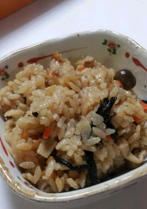簡単美味しい炊き込みご飯-レシピのメイン写真