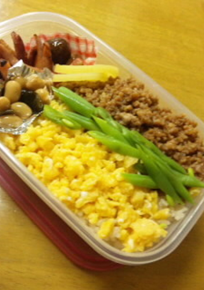 鶏と卵のそぼろ弁当-レシピのメイン写真