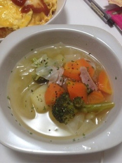 野菜たっぷりコンソメスープ-レシピのメイン写真