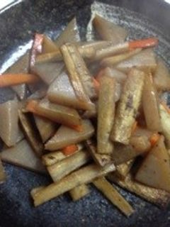 ごぼうとこんにゃく☆甘辛炒め-レシピのメイン写真