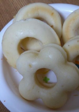 離乳食に☆ふわふわ焼きドーナツ-レシピのメイン写真