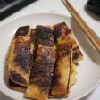 酔っぱらいのショウガとワサビの油揚げ焼き