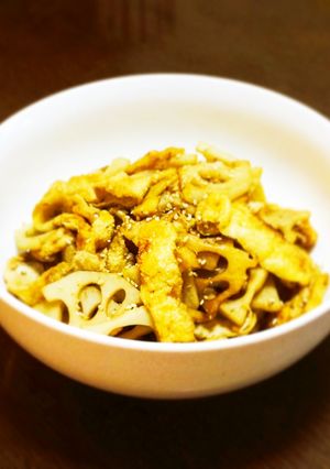 れんこんと油揚げの炒めもの〜ちょい甘-レシピのメイン写真