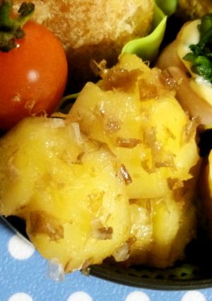お弁当に♬レンジでおかかバターなポテト-レシピのメイン写真
