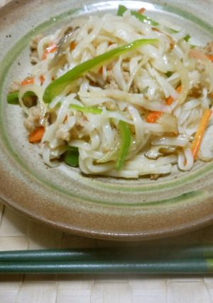 残り野菜で✿もちもち焼きビーフン-レシピのメイン写真