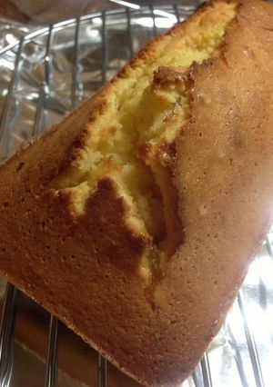 コーンスターチで作るバターケーキ-レシピのメイン写真