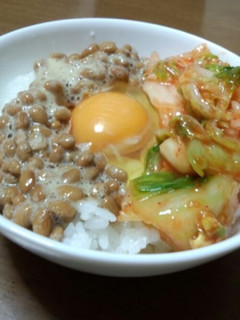 納豆+キムチ+卵かけご飯-レシピのメイン写真