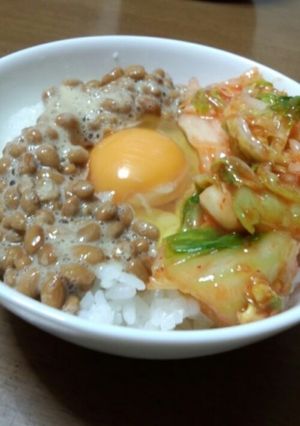 納豆＋キムチ＋卵かけご飯-レシピのメイン写真