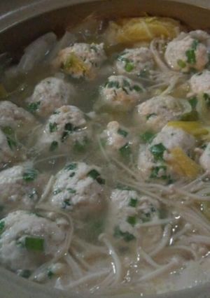 ぽっかぽか鶏にら団子鍋♪-レシピのメイン写真