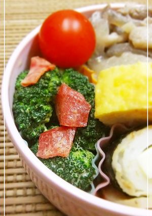 マヨカレー味ブロッコリーと福神漬け♡-レシピのメイン写真