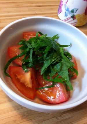 カンタン♪トマトとしそのサラダ-レシピのメイン写真