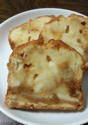 甘煮りんごとカラメルのパウンドケーキ♬-レシピのメイン写真