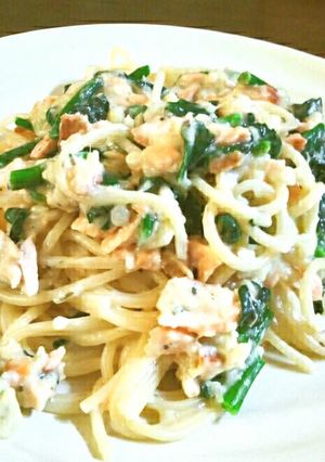 『鮭とほうれん草のクリームパスタ』-レシピのメイン写真