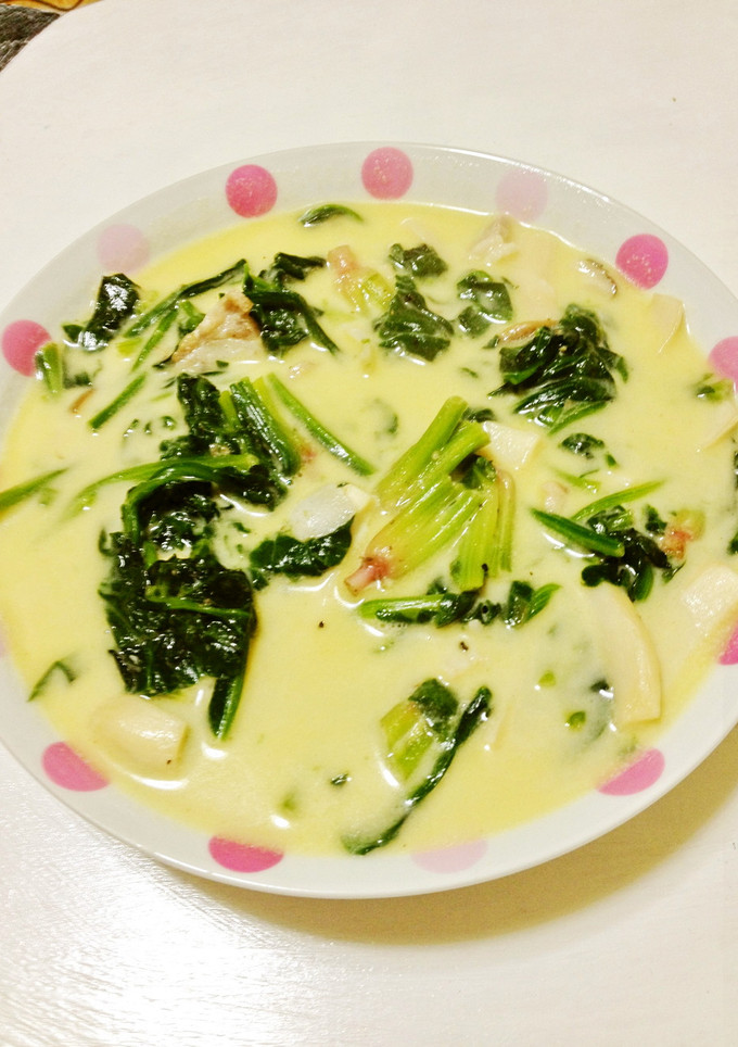 豚バラと寒縮みほうれん草のミルク煮-レシピのメイン写真