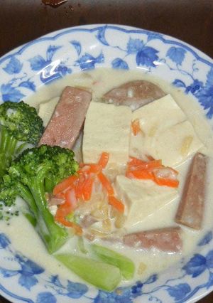 豆腐とランチョンミートのクリーム煮-レシピのメイン写真