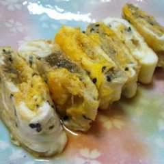 รูปของ 【しっかりおかずのとろろ昆布ゴマ卵焼き】