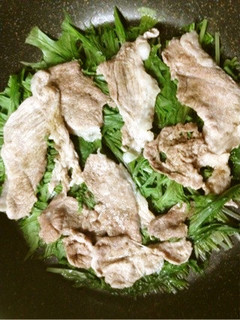 10分で♫水菜の大量消費に!水菜と豚肉♡-レシピのメイン写真