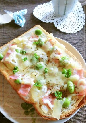 玉葱・枝豆・ベーコンのトースト-レシピのメイン写真