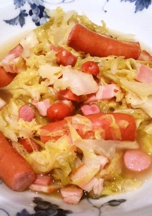 酢キャベツとソーセージの煮物-レシピのメイン写真