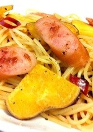 さつまいもとソーセージのペペロンチーノ-レシピのメイン写真