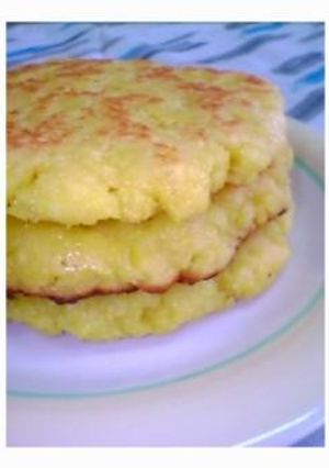 不思議マジック☆色が変わる!!?野菜ジュースのパン粉パンケーキ-レシピのメイン写真