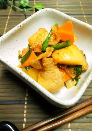 豚バラとじゃが芋のキムチ炒め煮-レシピのメイン写真