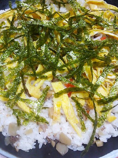 筑前煮のちらし寿司(⌒‐⌒)-レシピのメイン写真