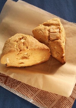 HM☆ホワイトチョコきな粉スコーン♪-レシピのメイン写真
