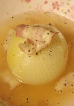 丸ごと玉ねぎスープ-レシピのメイン写真