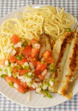 イワシとパスタのサルサ・クルダ-レシピのメイン写真
