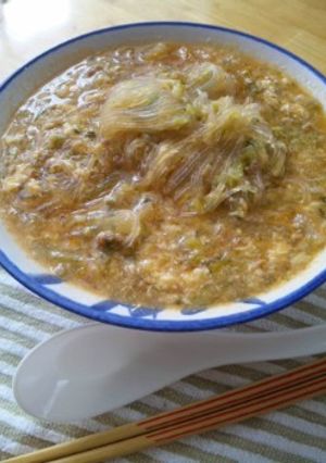 麻婆豆腐の素で簡単！春雨スープ-レシピのメイン写真