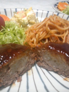 ハンバーグ ジャガイモinの簡単コラボ-レシピのメイン写真
